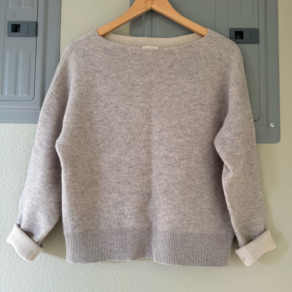 Italian cashmere sweater women’s xs grey cozy soft warm boatneck